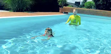 From Yellow SWIMTRAINER to free swimming